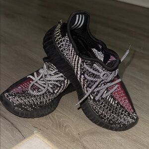 Yeezy Kids Sneakers - Black, White, Red